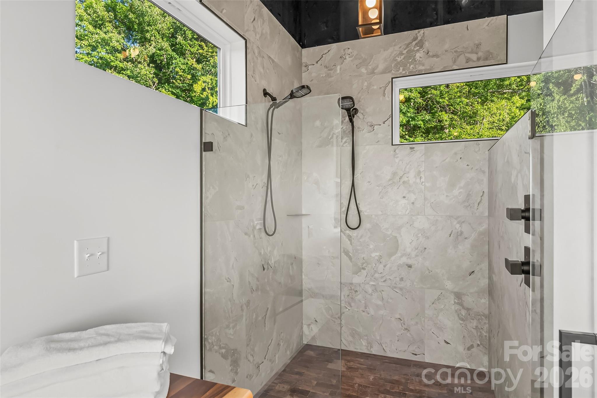 6718 Walkertop Mountain Heights Drive