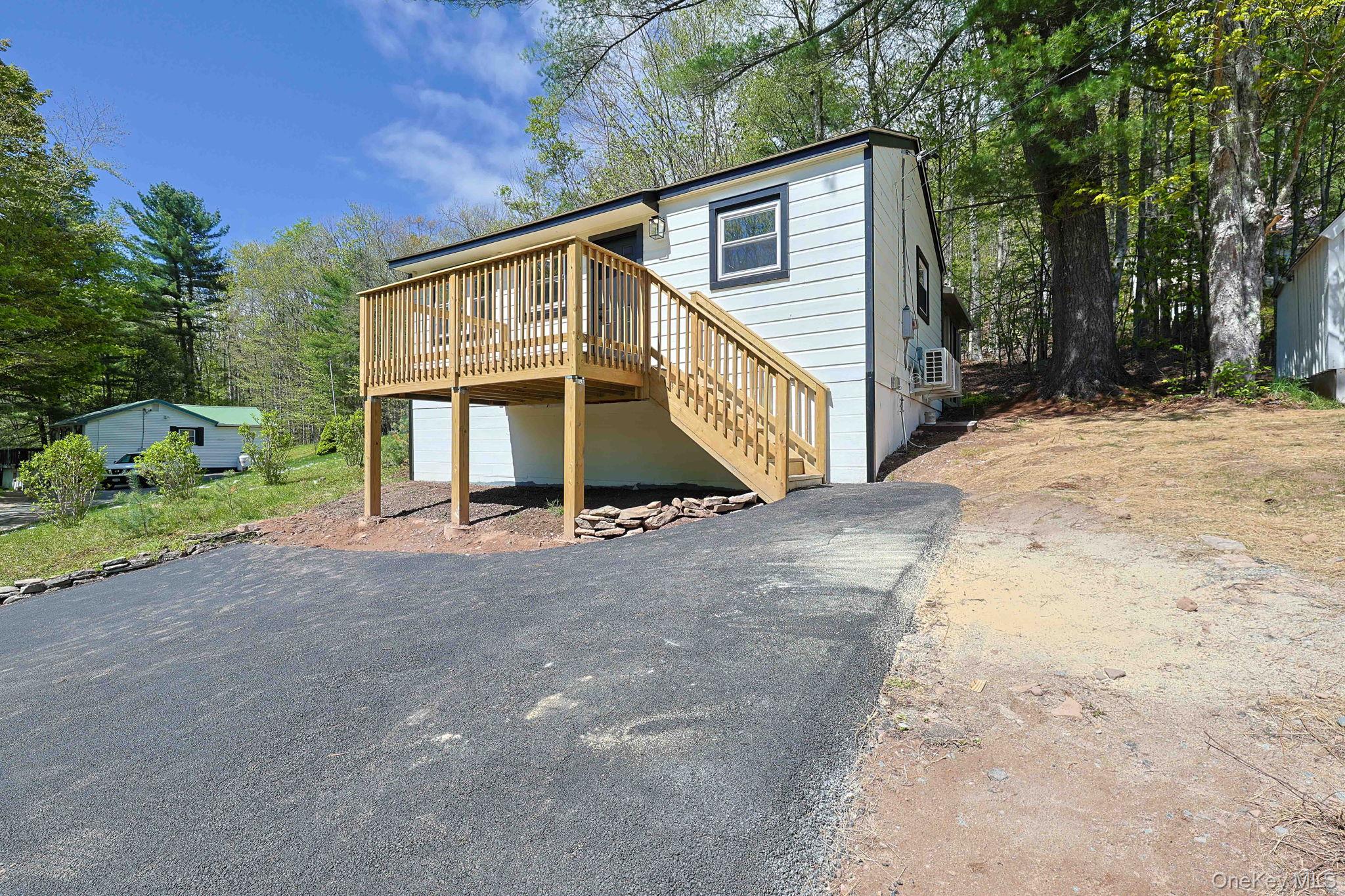 25 Overlook Road