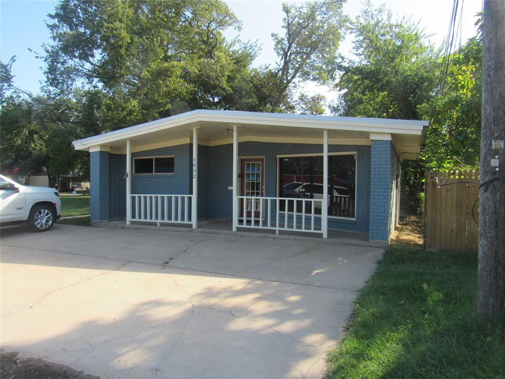 1802 N Center Street