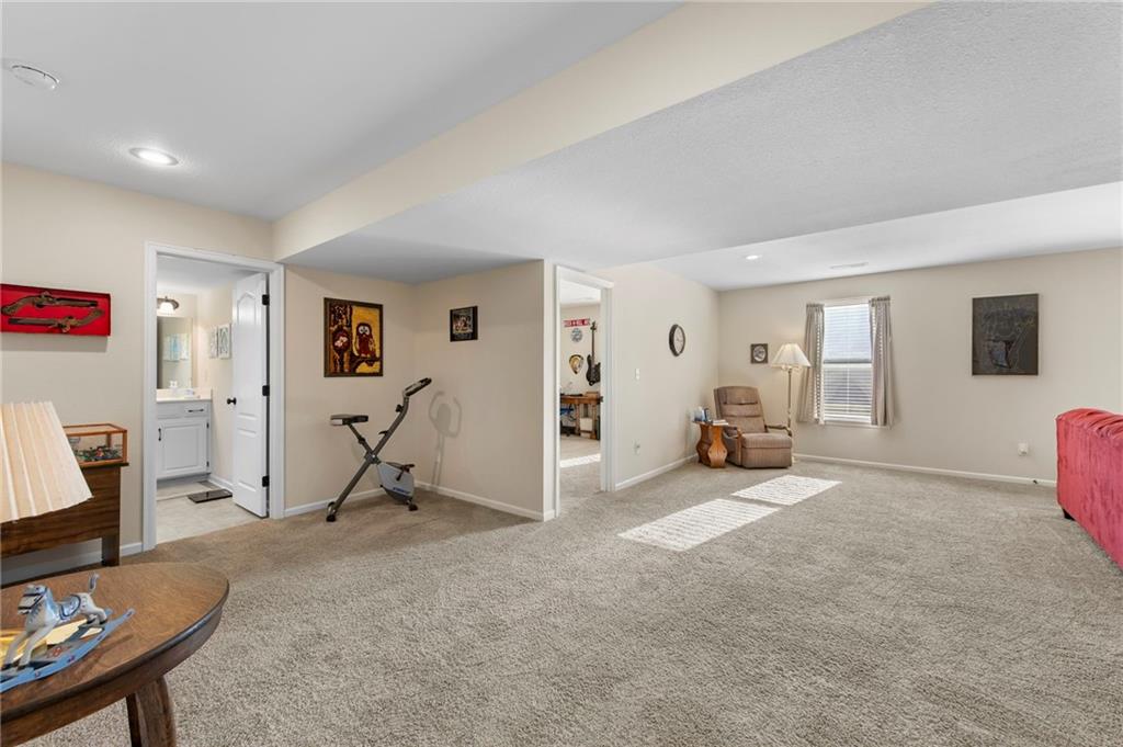 9431 N Granby Avenue