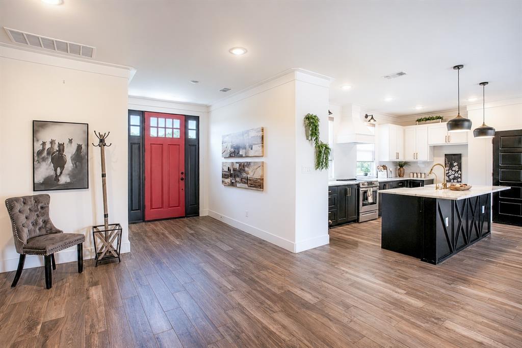 311 Dobbs Trail