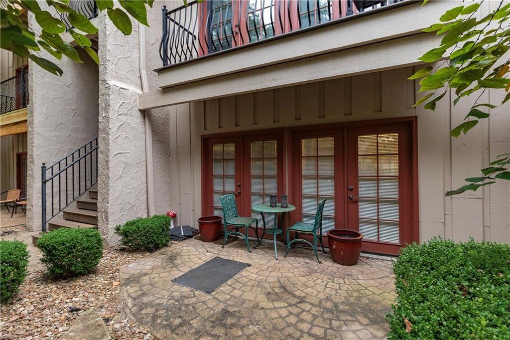 1111 W 46th Street 27