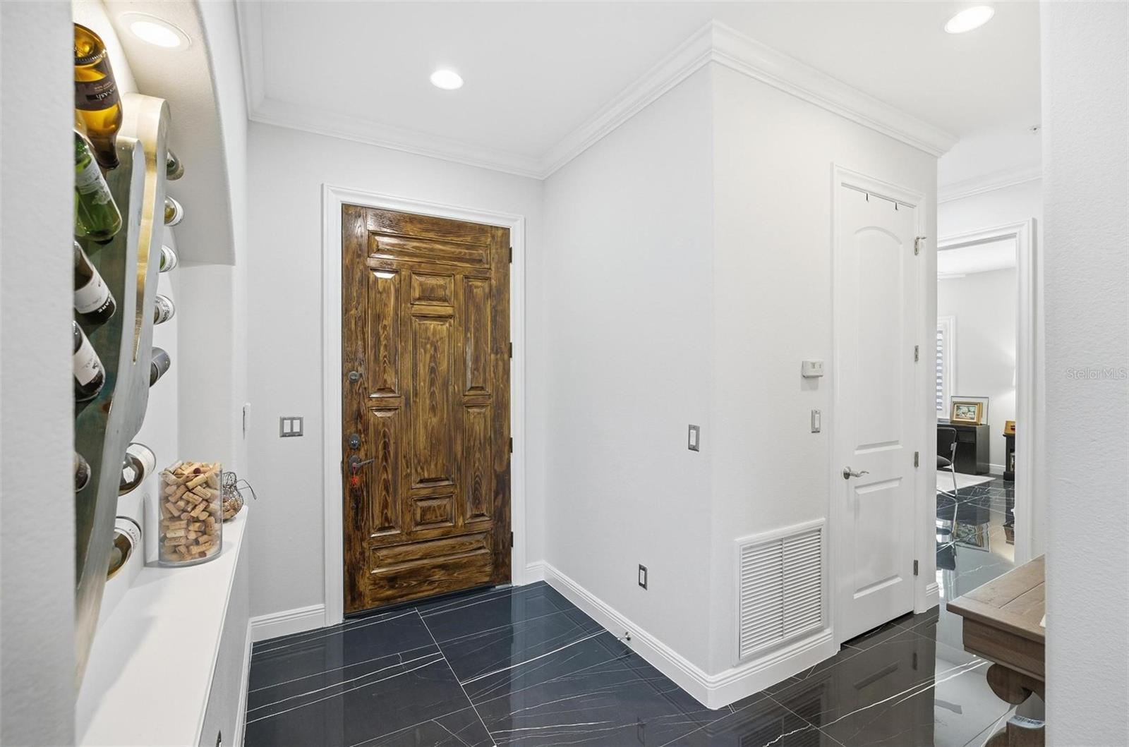 110 Club House Drive 301