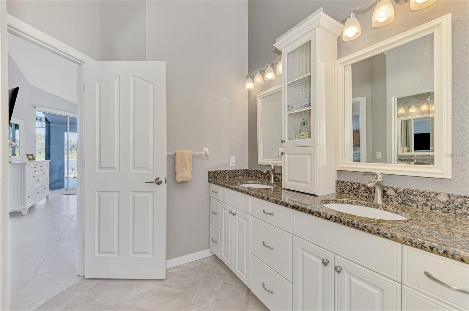 14429 Bridgeview Lane