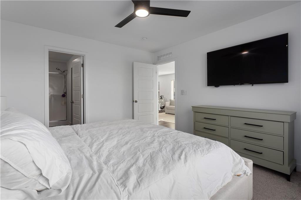 27600 E Red Fox Street