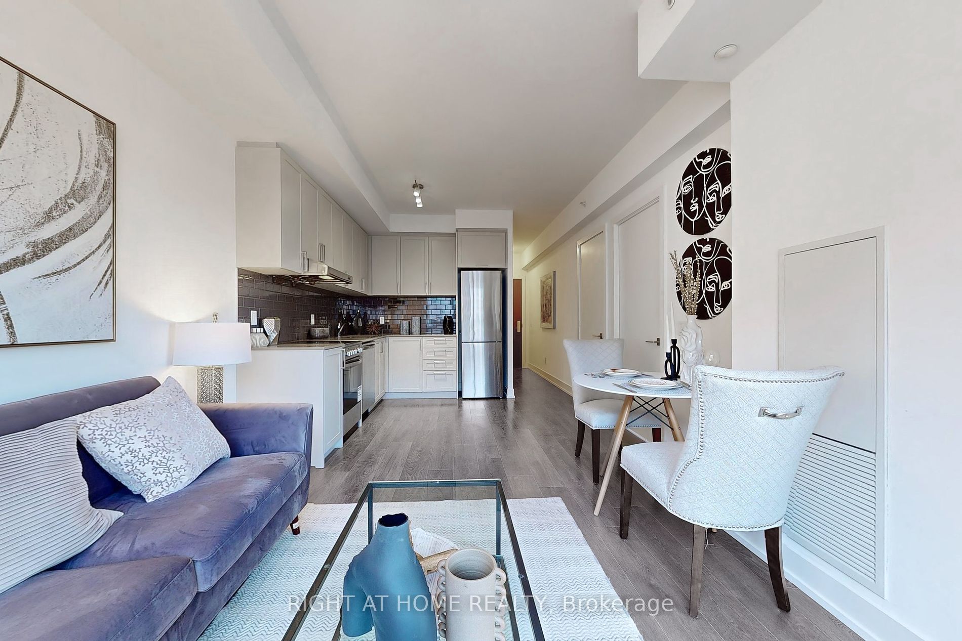 268 Buchanan Dr 501W