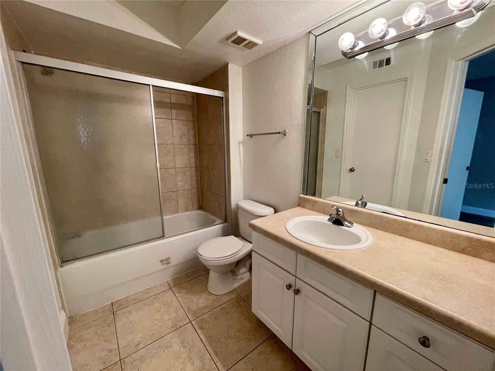 4560 Commander Drive 1321