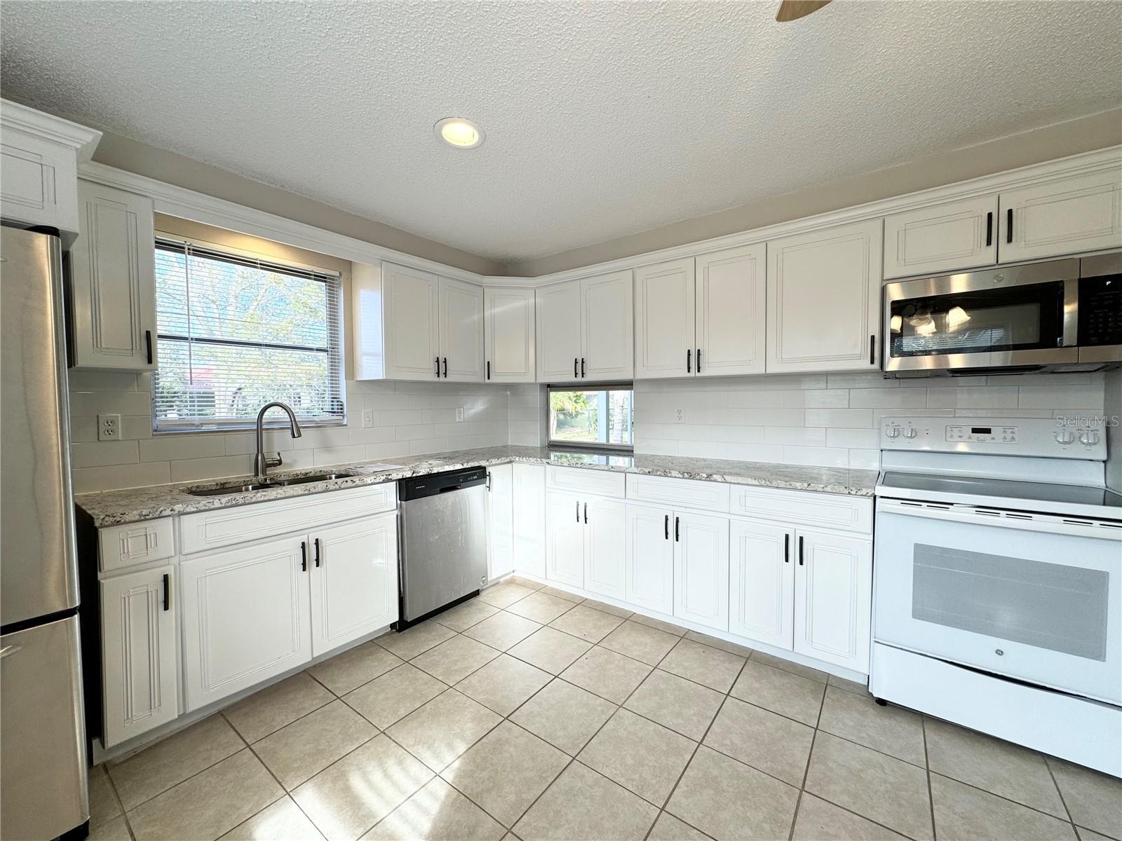 237 Matisse Circle N