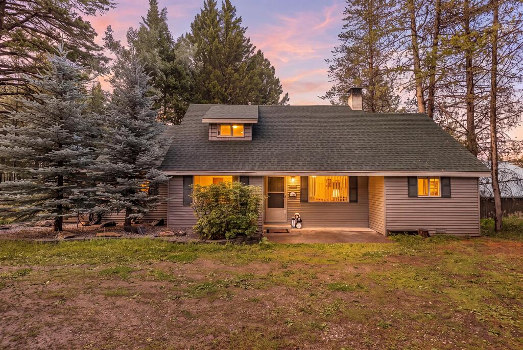 4793 Lodgepole Lane