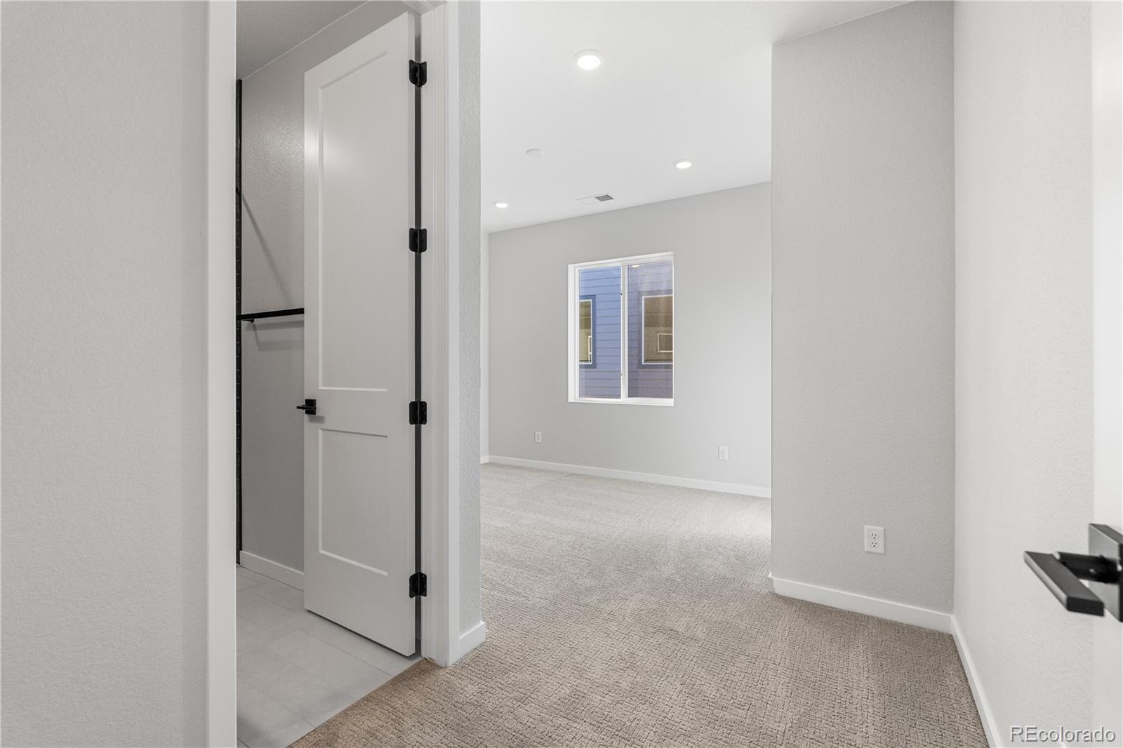 1250 Bridgefield Road