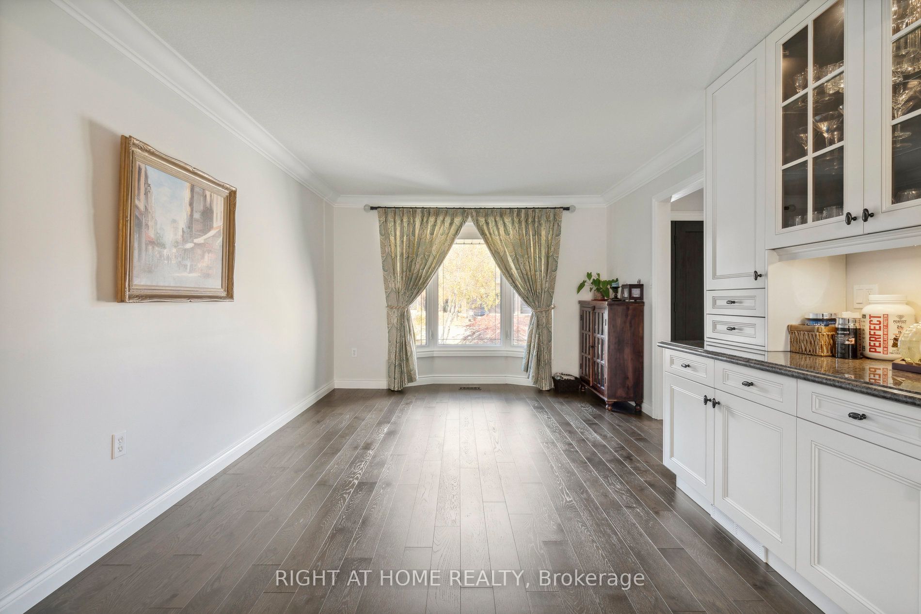 220 National Dr