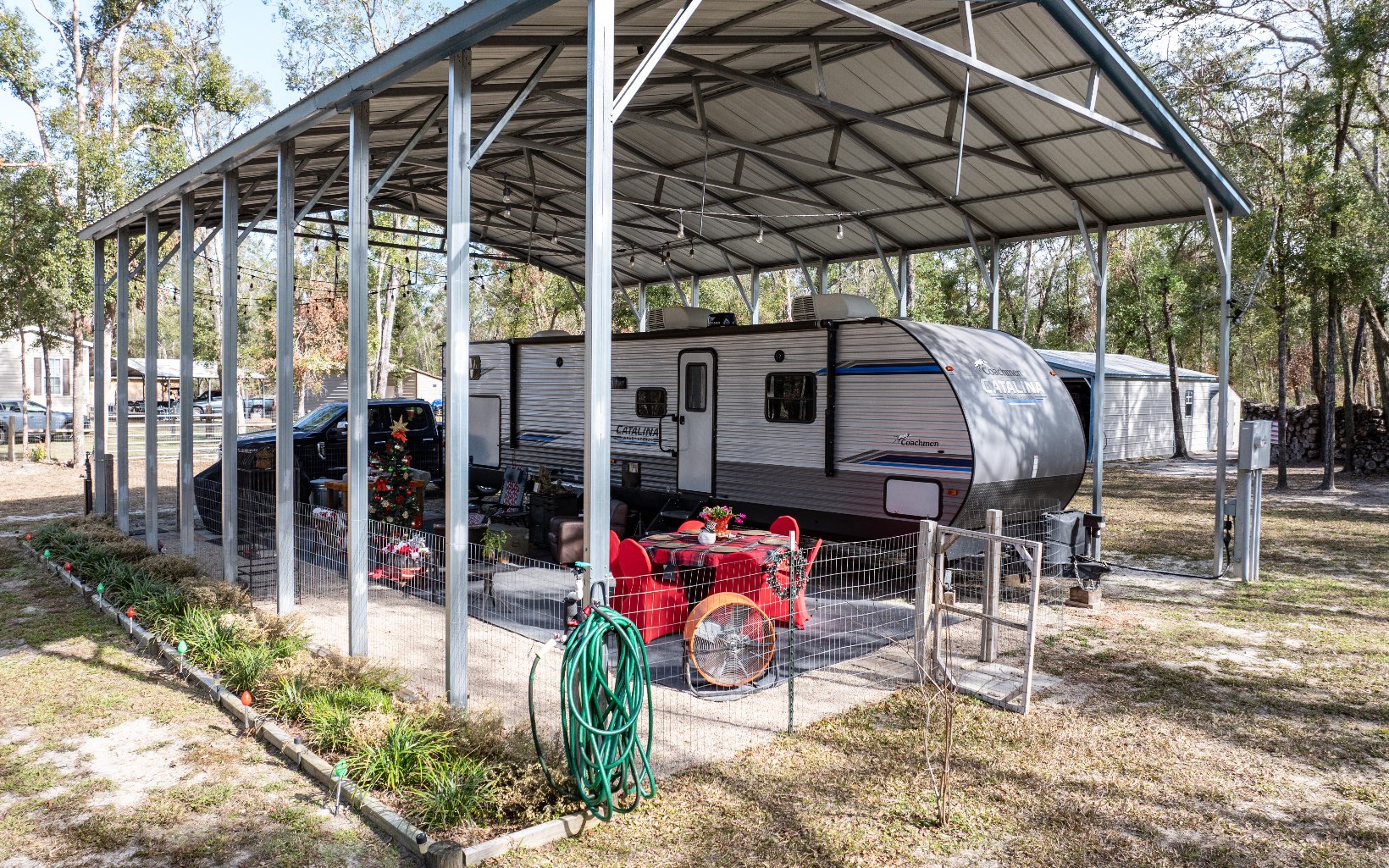 368 NE Beverly Hills Rd