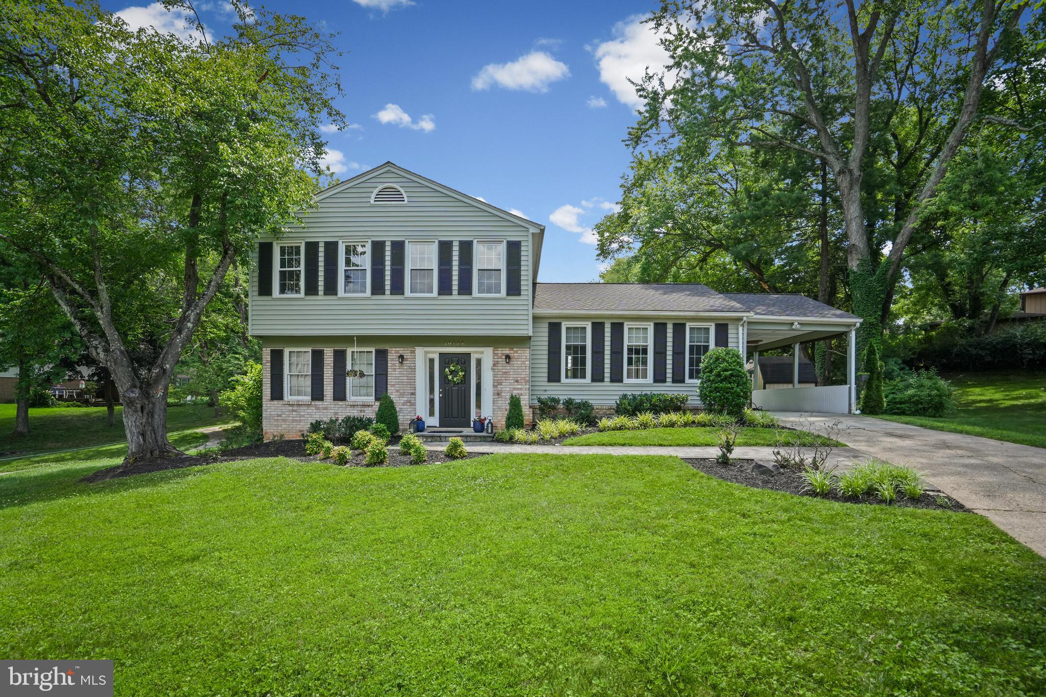 10734 Mid Summer Lane