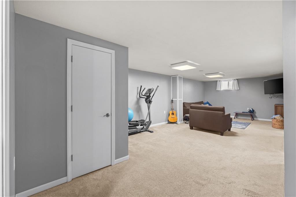 7010 N Wheaton Avenue