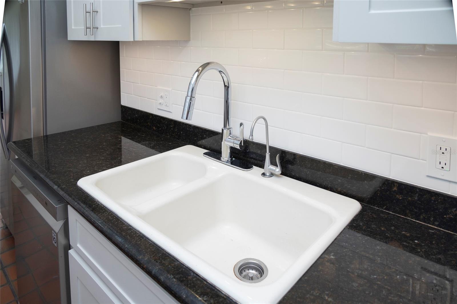 3012 W Sitios Street