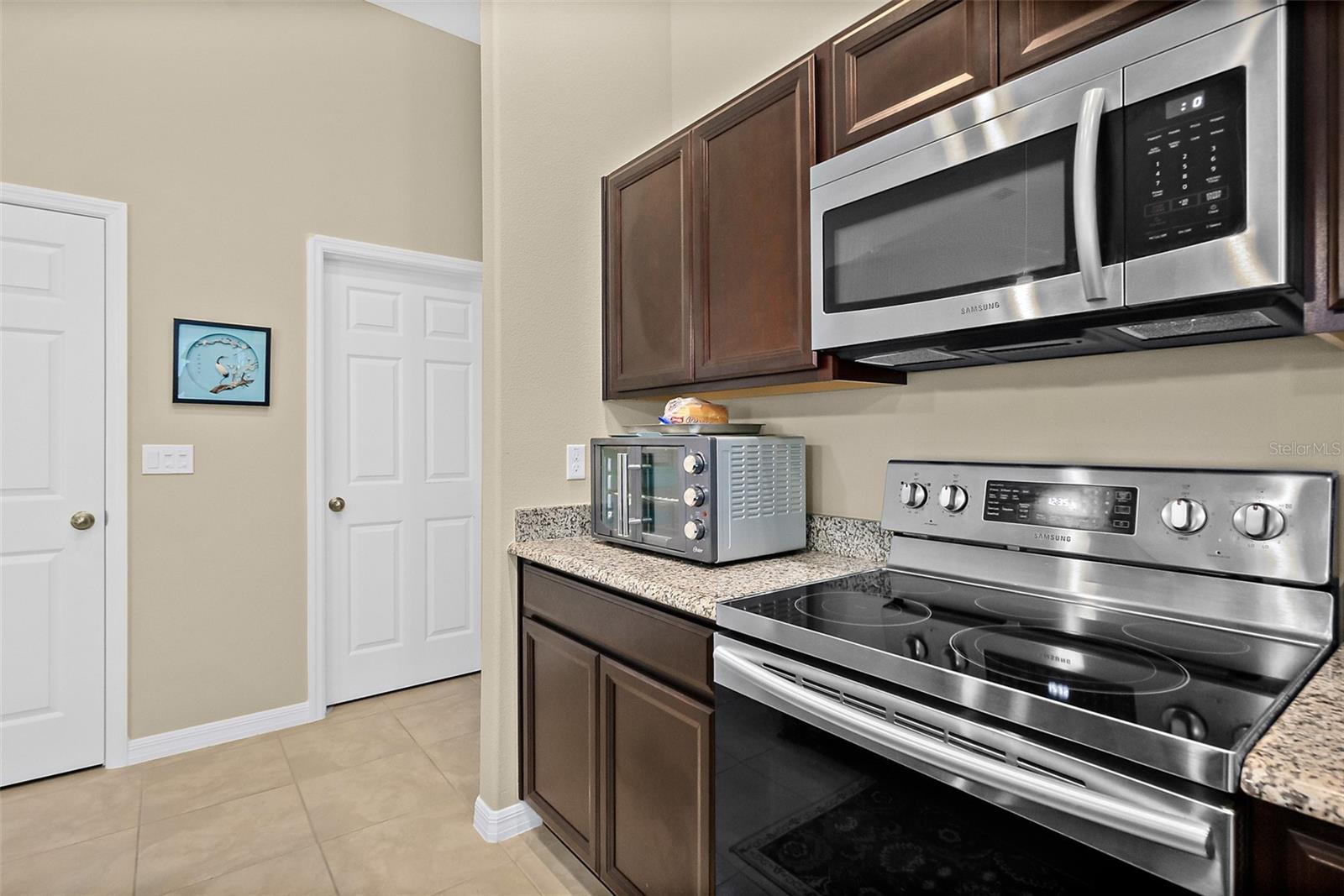 35 Fernmill Lane