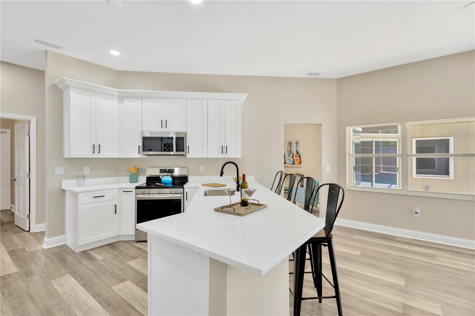 5212 Sunnydale Circle
