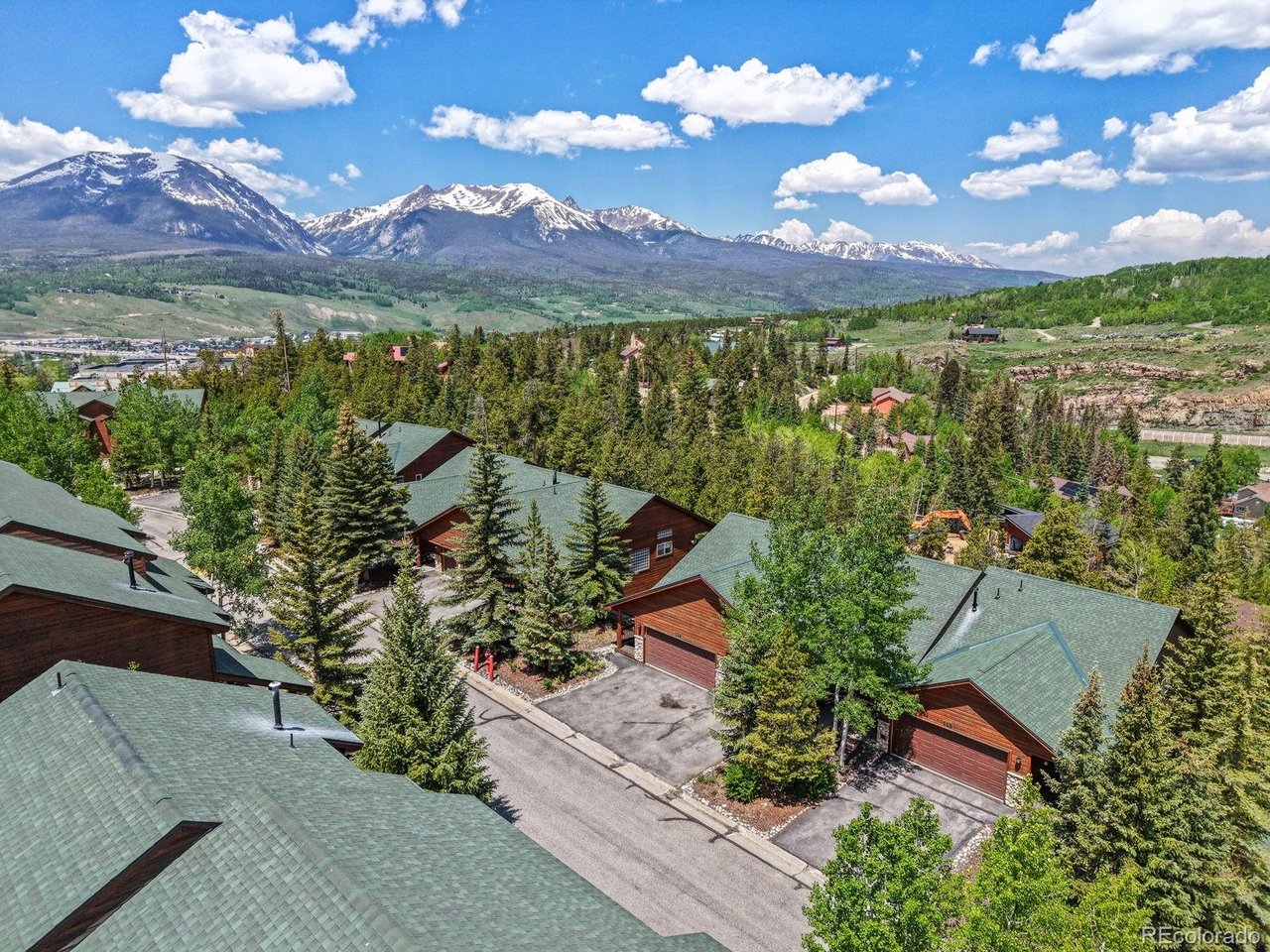 113 Lookout Ridge Dr