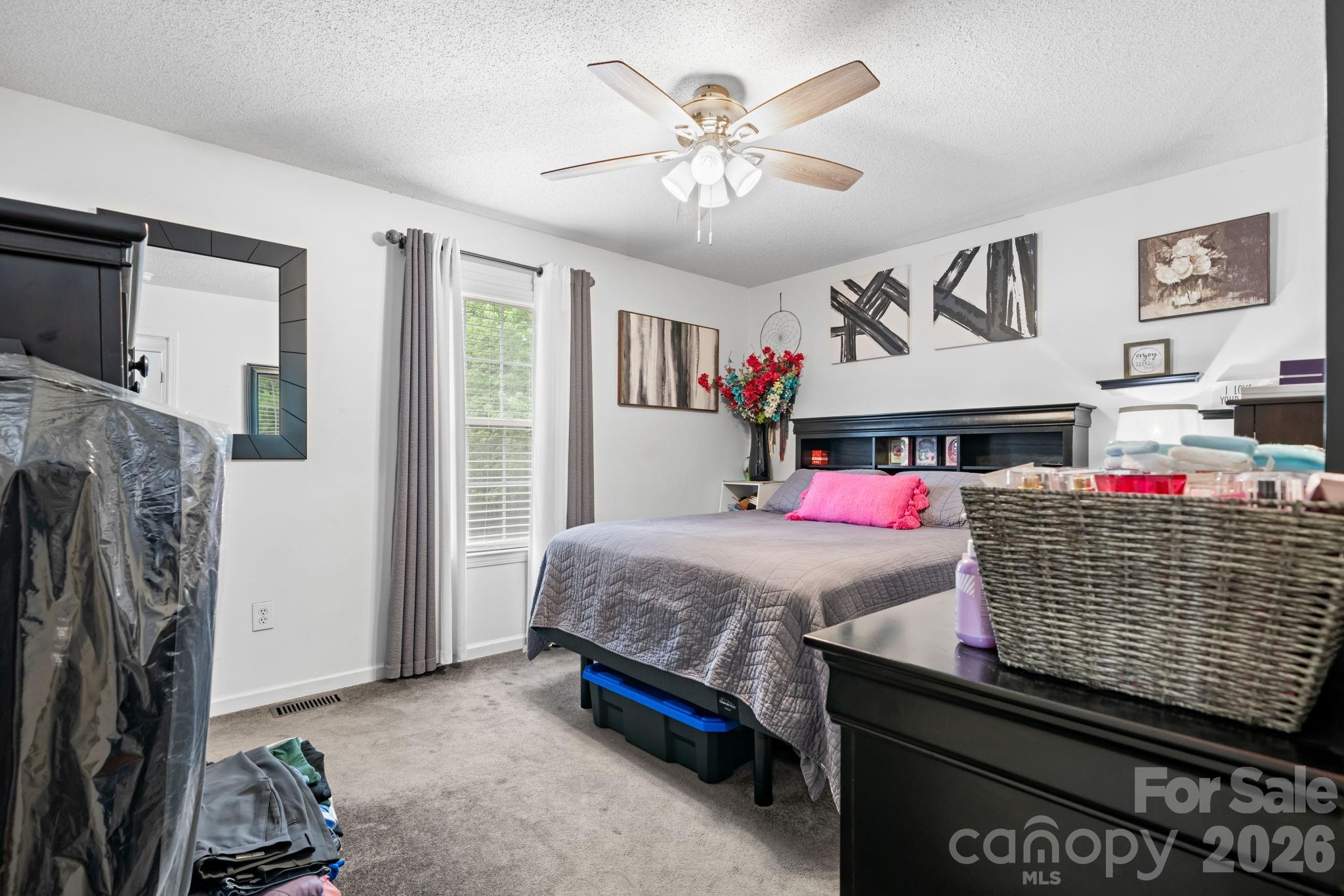 900 Pine Mountain Road