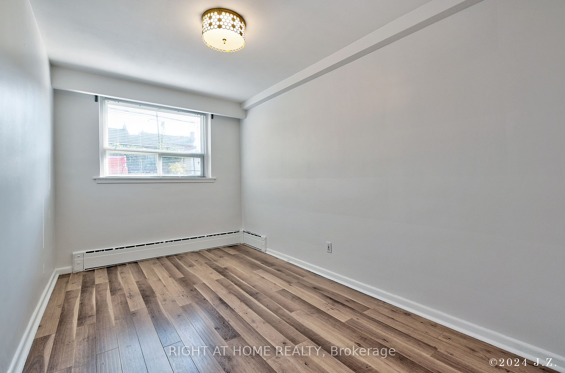 41 Frankdale Ave L/Level