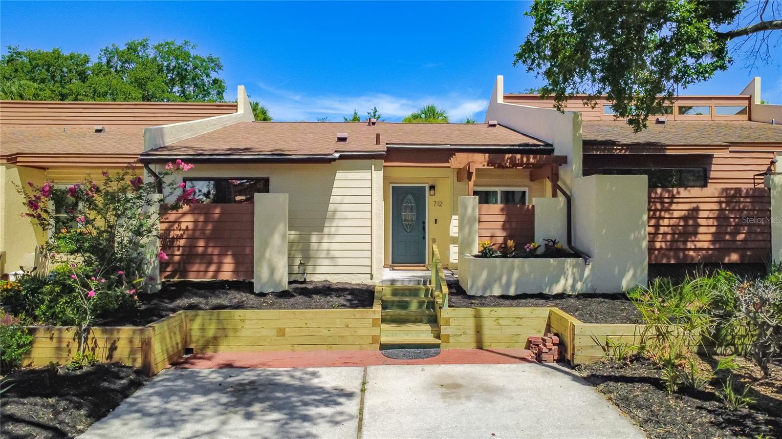 712 Teal Lane