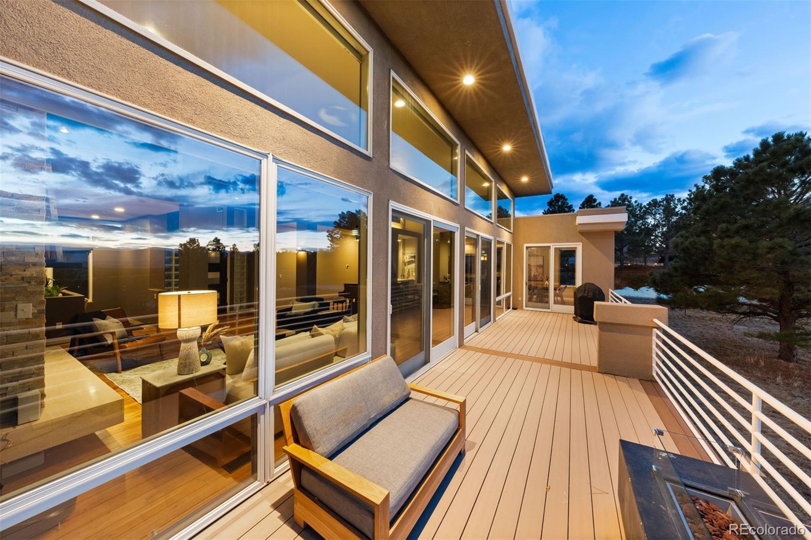 5585 N Mesa Drive