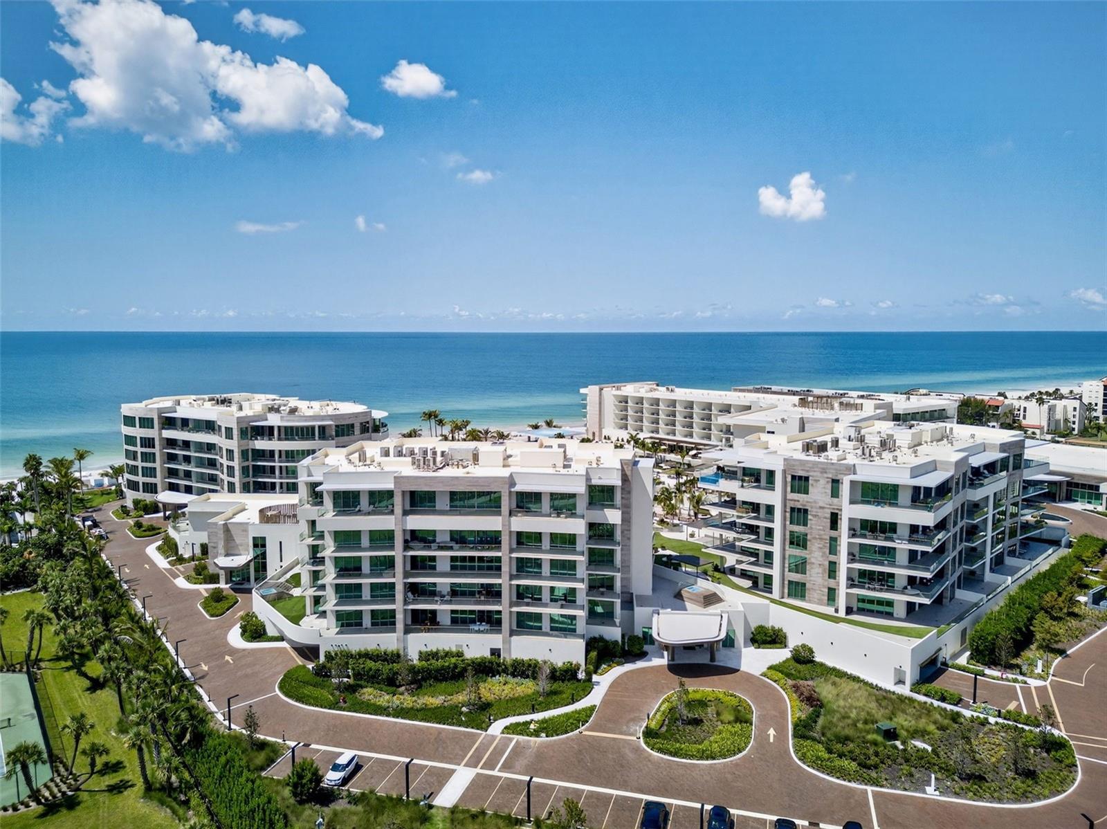 1591 Gulf Of Mexico Drive, Longboat Key, FL