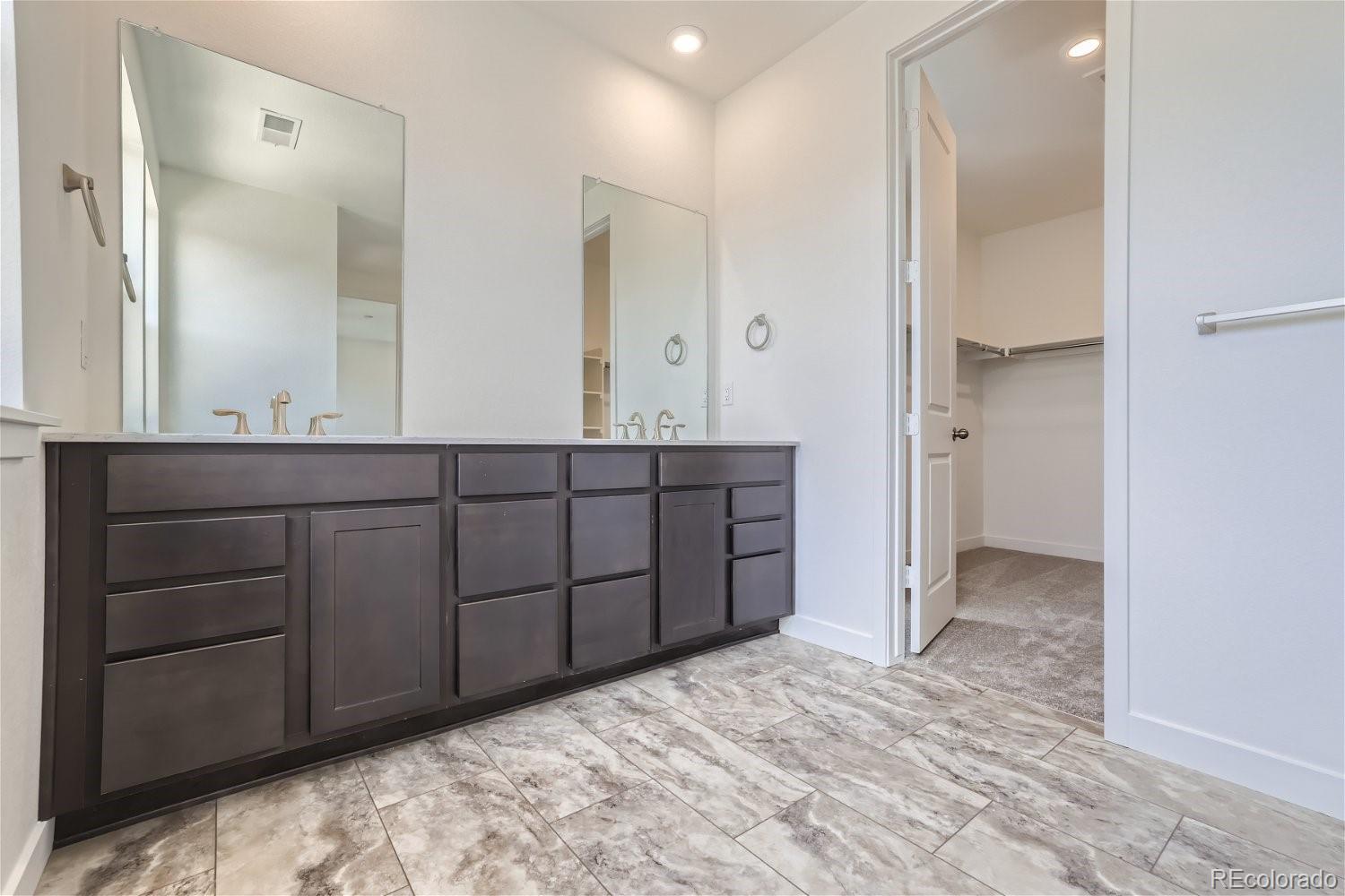 15624 W Girard Avenue