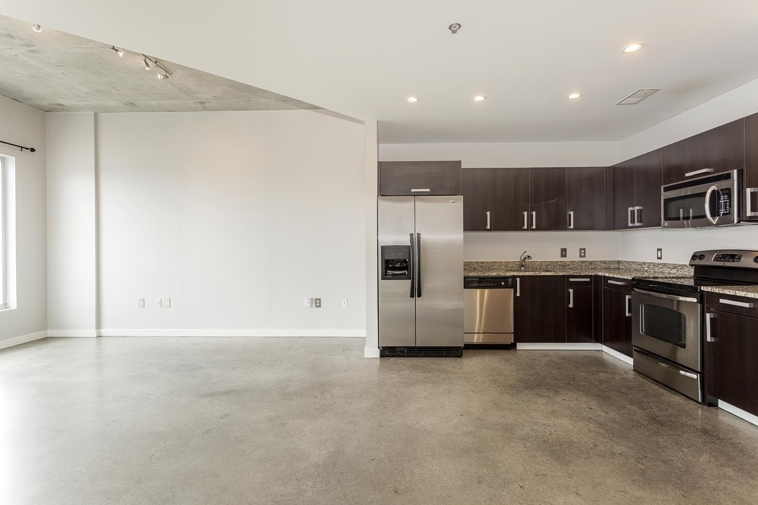 600 12th Ave S 1110