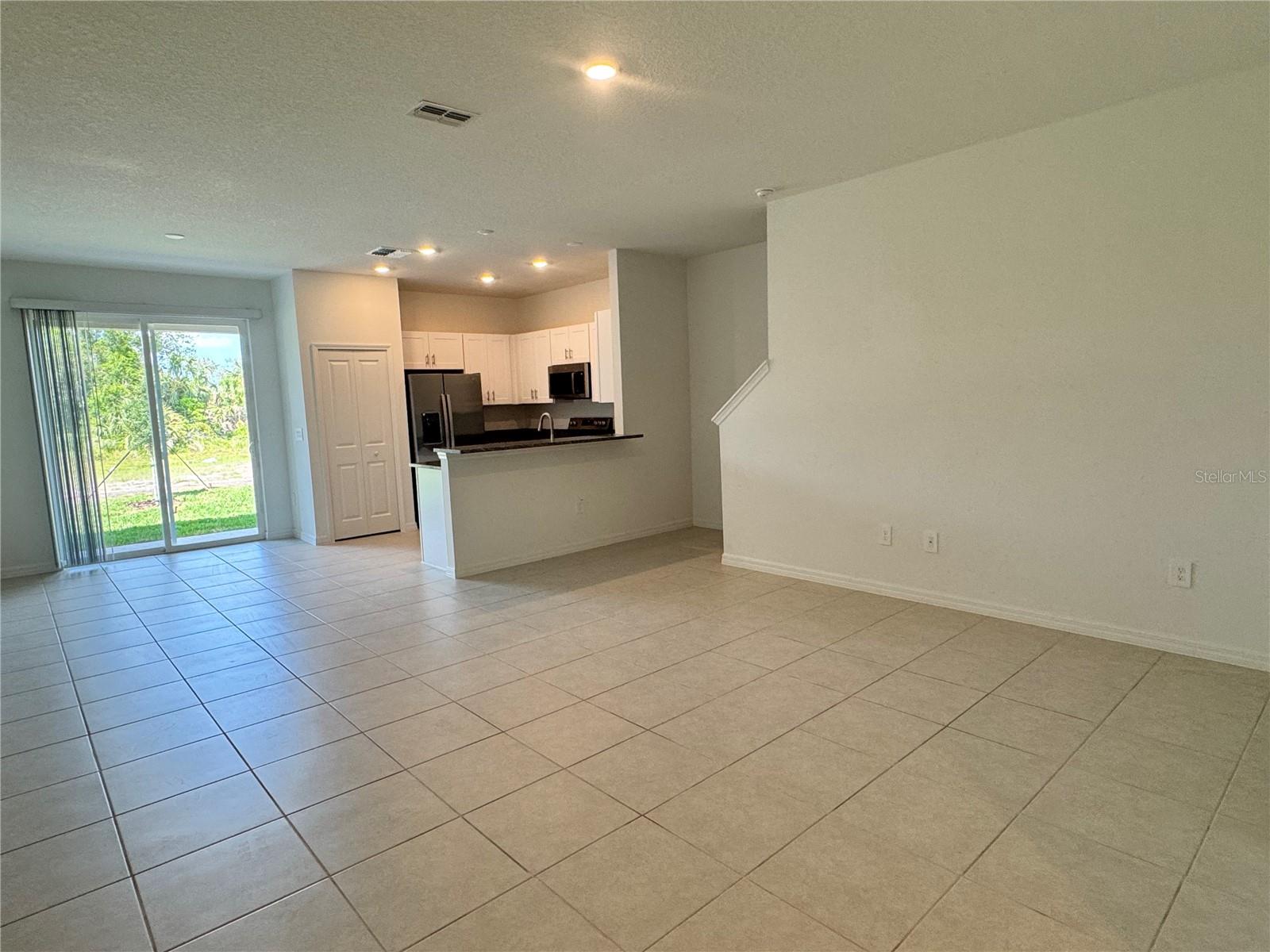 11127 E 65th Terrace