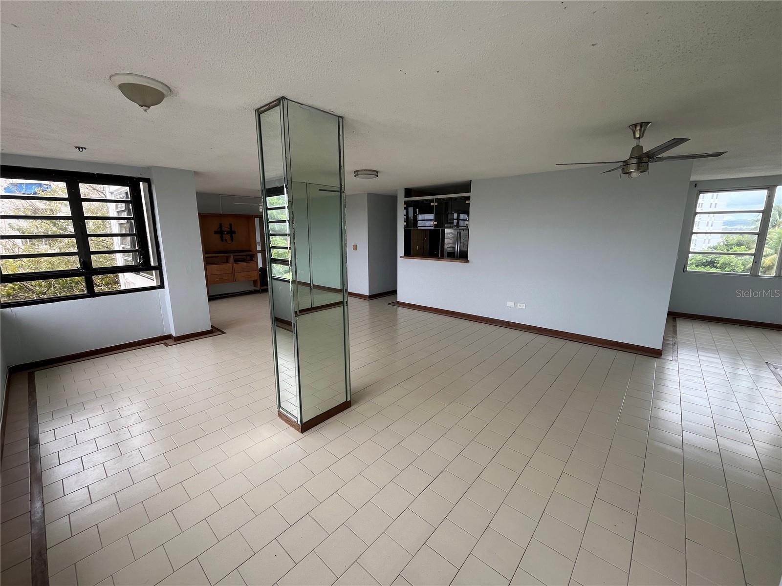 5 Ave Laguna 5c