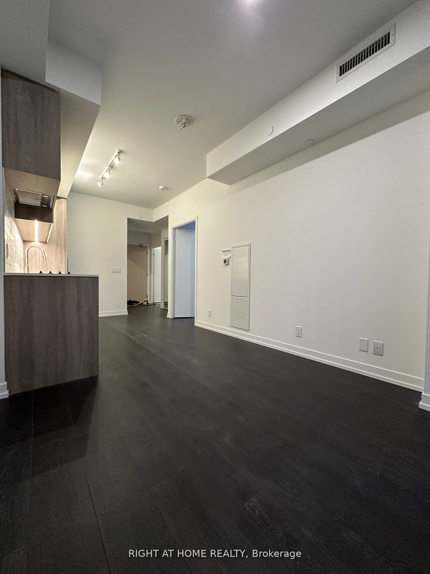 2020 Bathurst St 508