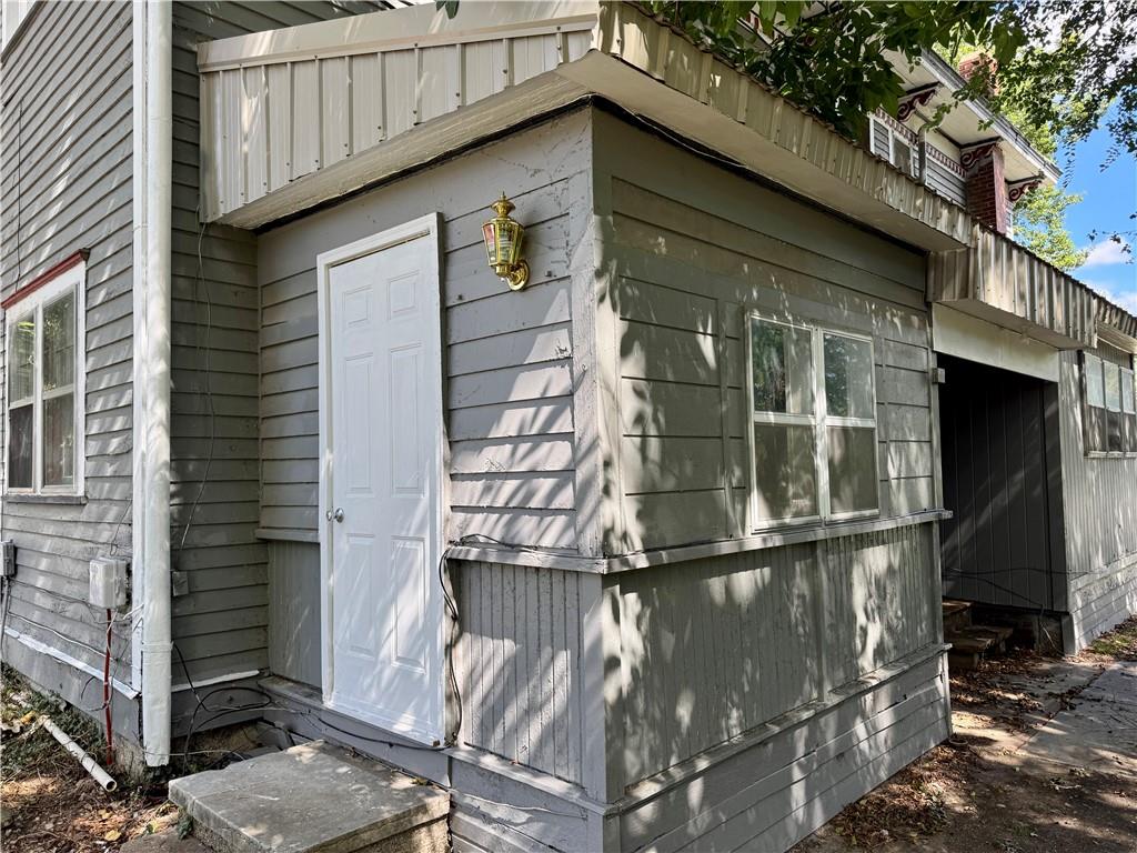 203 W Arch & 304 S Main Street