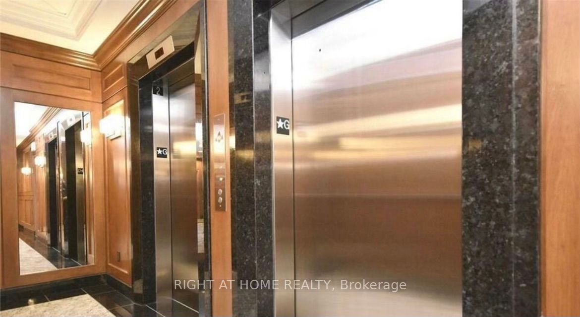 195 Besserer St 2008