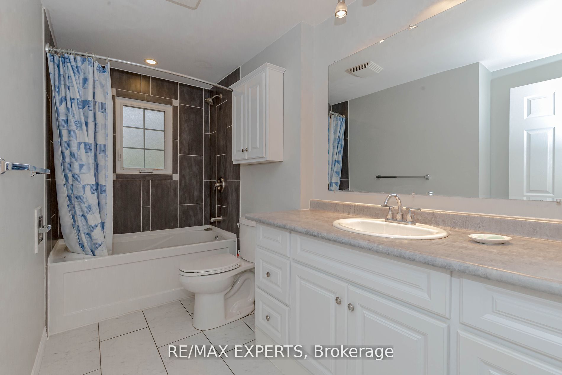 34 Bow Valley Dr 9