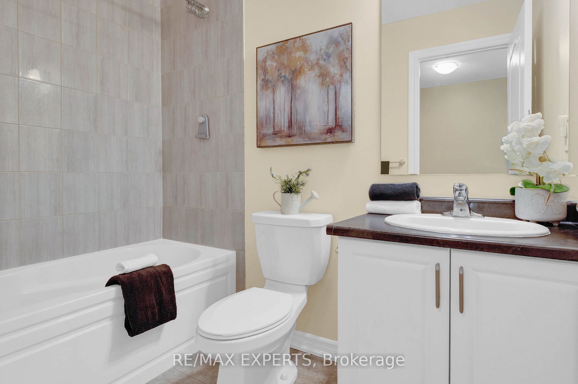 136 Alvin Pegg Dr