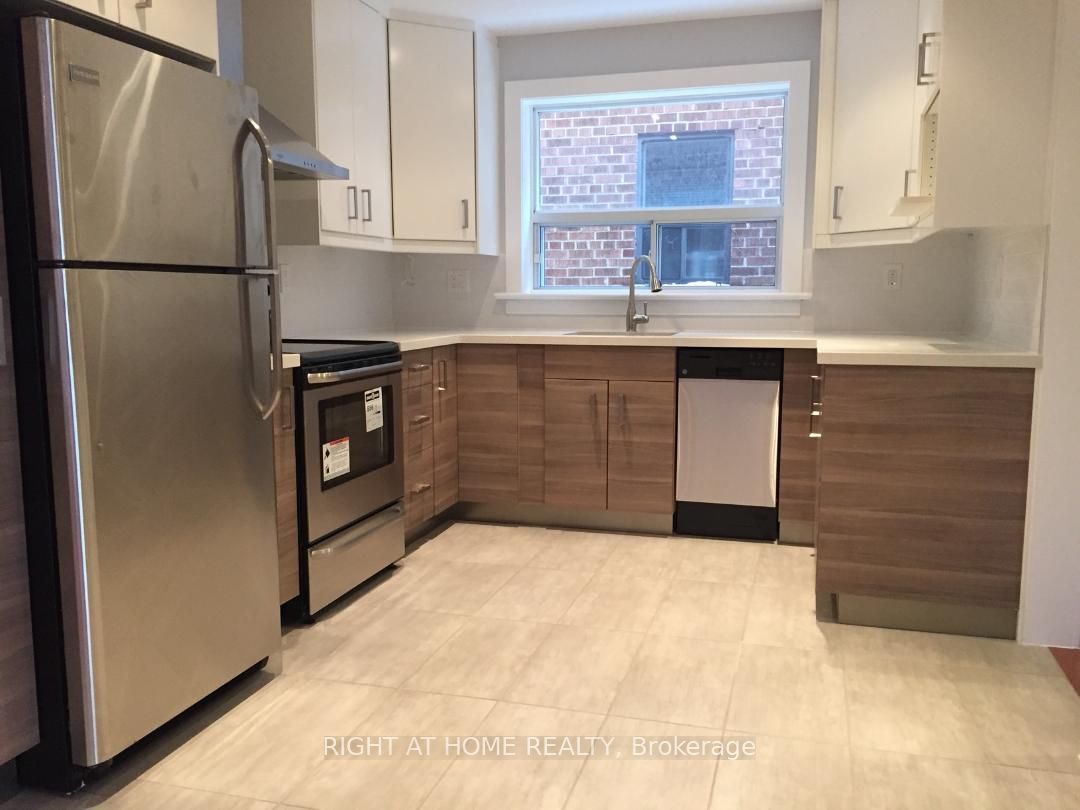 576 Davenport Rd Main