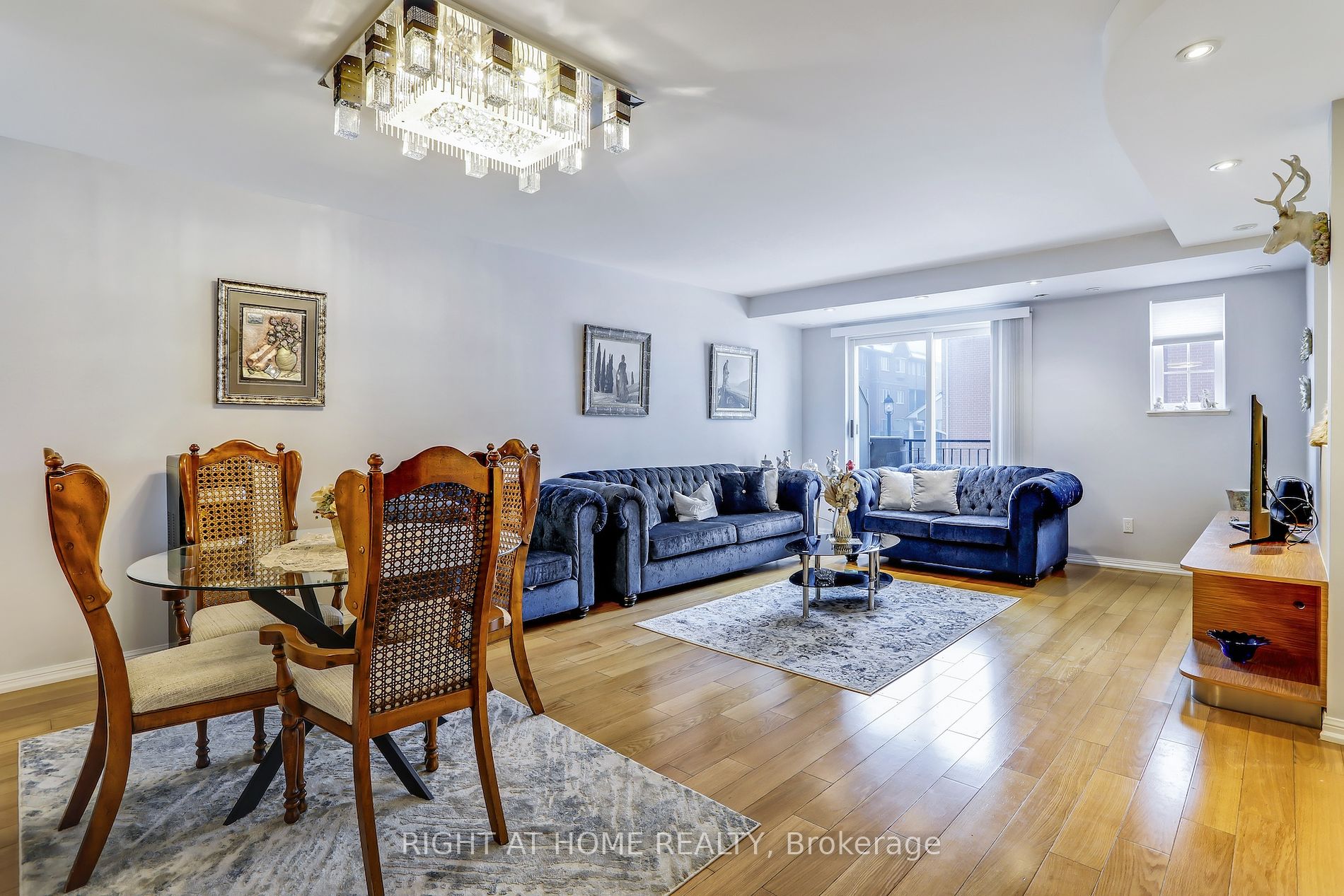 1881 Mcnicoll Ave 105