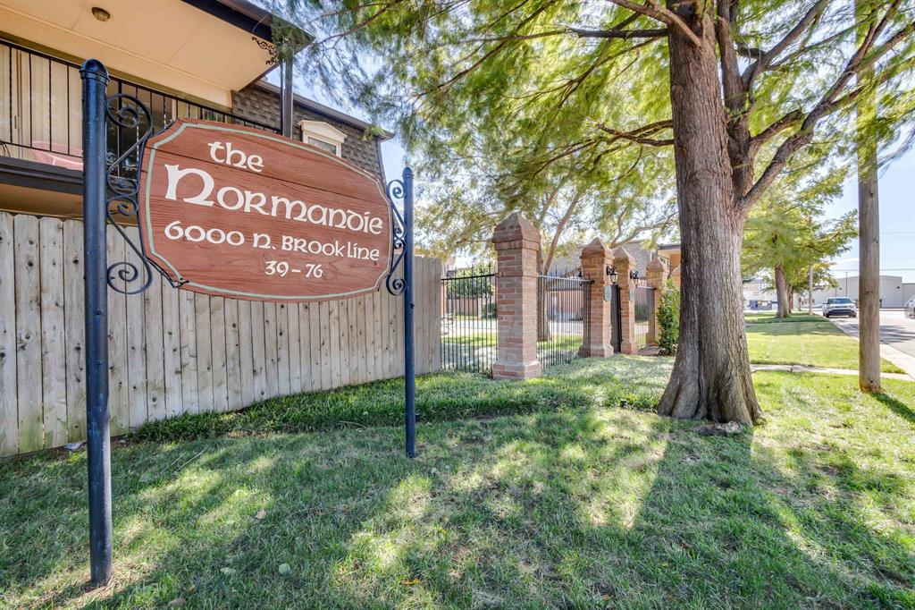 Discover this charming 2-bedroom, 2-bathroom condo nestled in the heart of Oklahoma City.
This inviting home features a new washer and dryer, a new AC unit, and a new water heater, ensuring comfort and efficiency year-round. Enjoy spacious walk-in closets, wood burning fireplace, and a balcony!
Relax at the nearby community pool on warm days, and take advantage of your dedicated parking space for hassle-free living. 
Conveniently located near shopping destinations such as Lakeside Shops, 6900 Place Shopping Center, and 7500 Centre, this home also offers easy access to outdoor recreation at Belle Isle Park, Tinsley Park, and The Dog Park at Saint John’s and Lake Hefner.
Don’t miss your chance to own this delightful Oklahoma City condo — a perfect blend of comfort, convenience, and location!