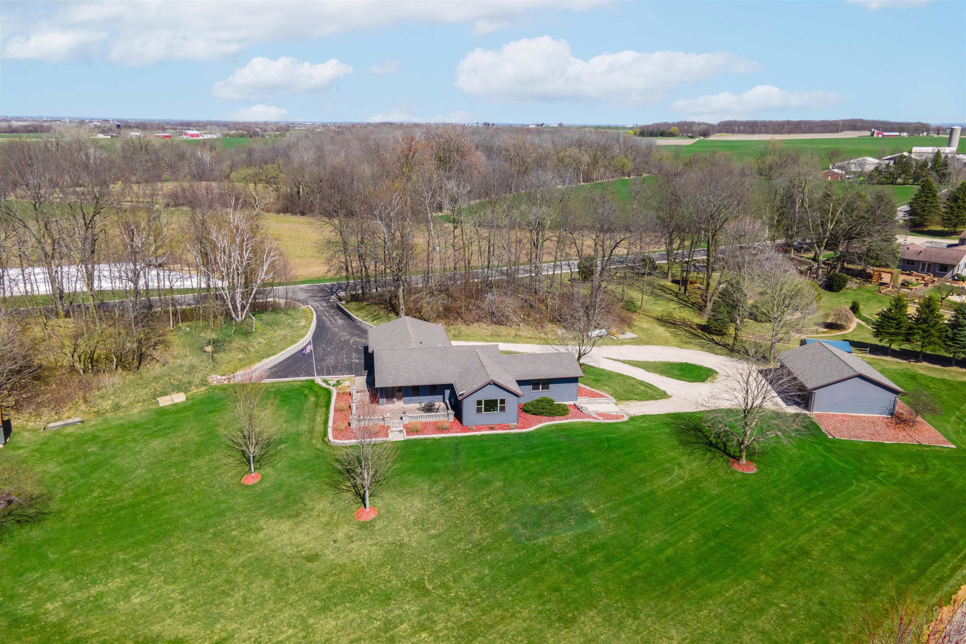 W3967 Shady Lane