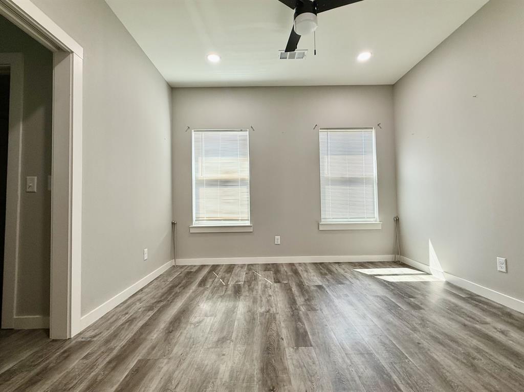 120 W Fairview Street