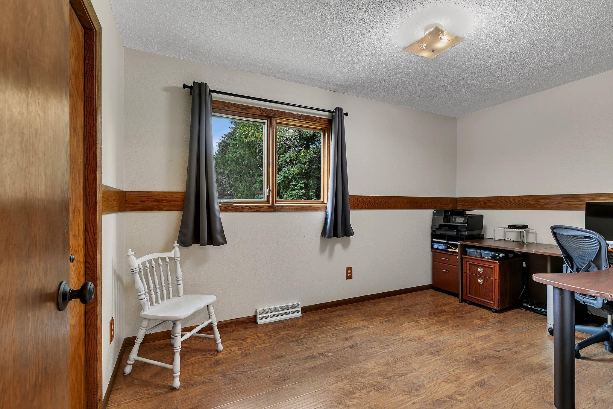 1347 Cottonwood Road