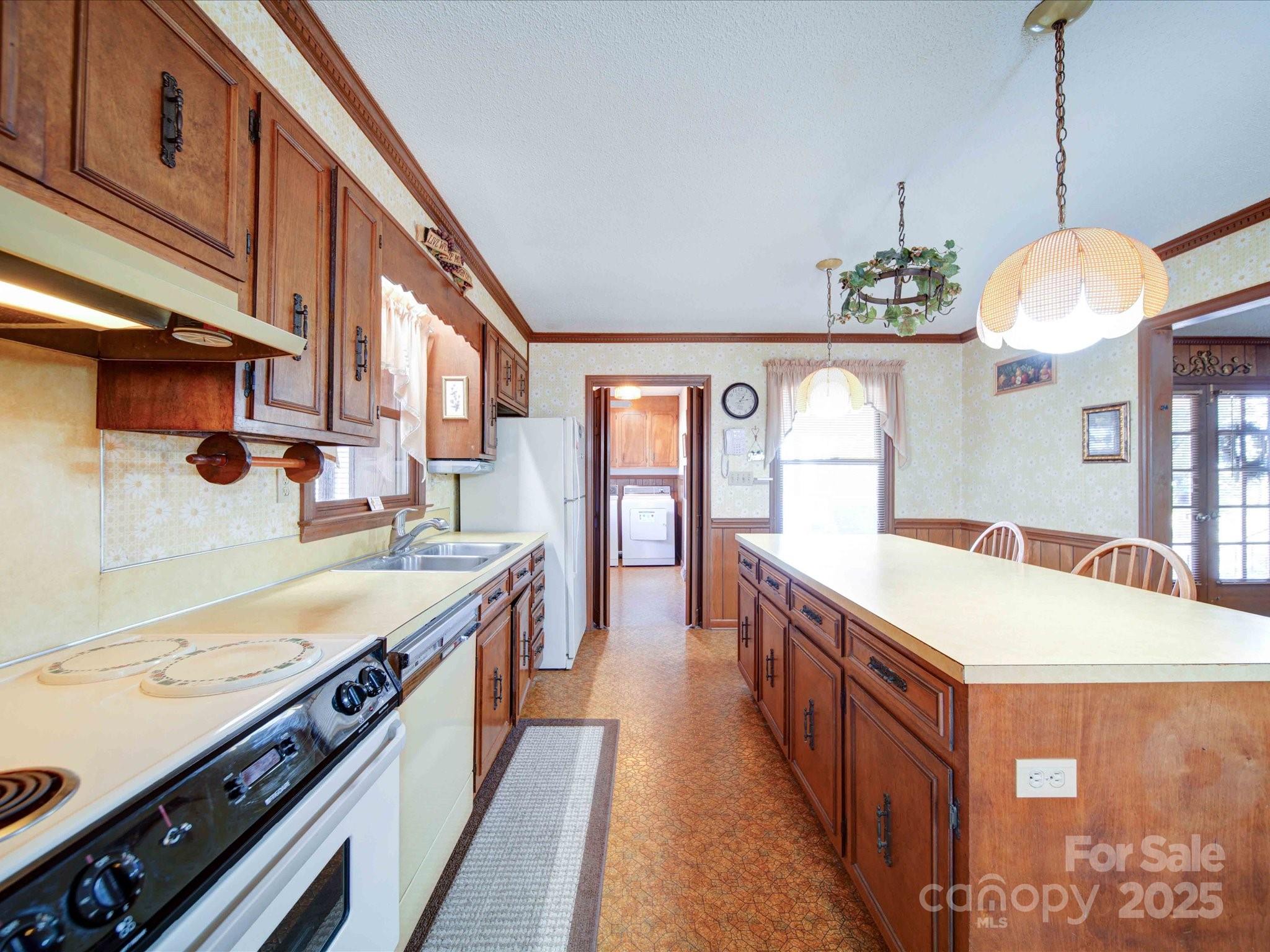 1120 Jug Broome Road