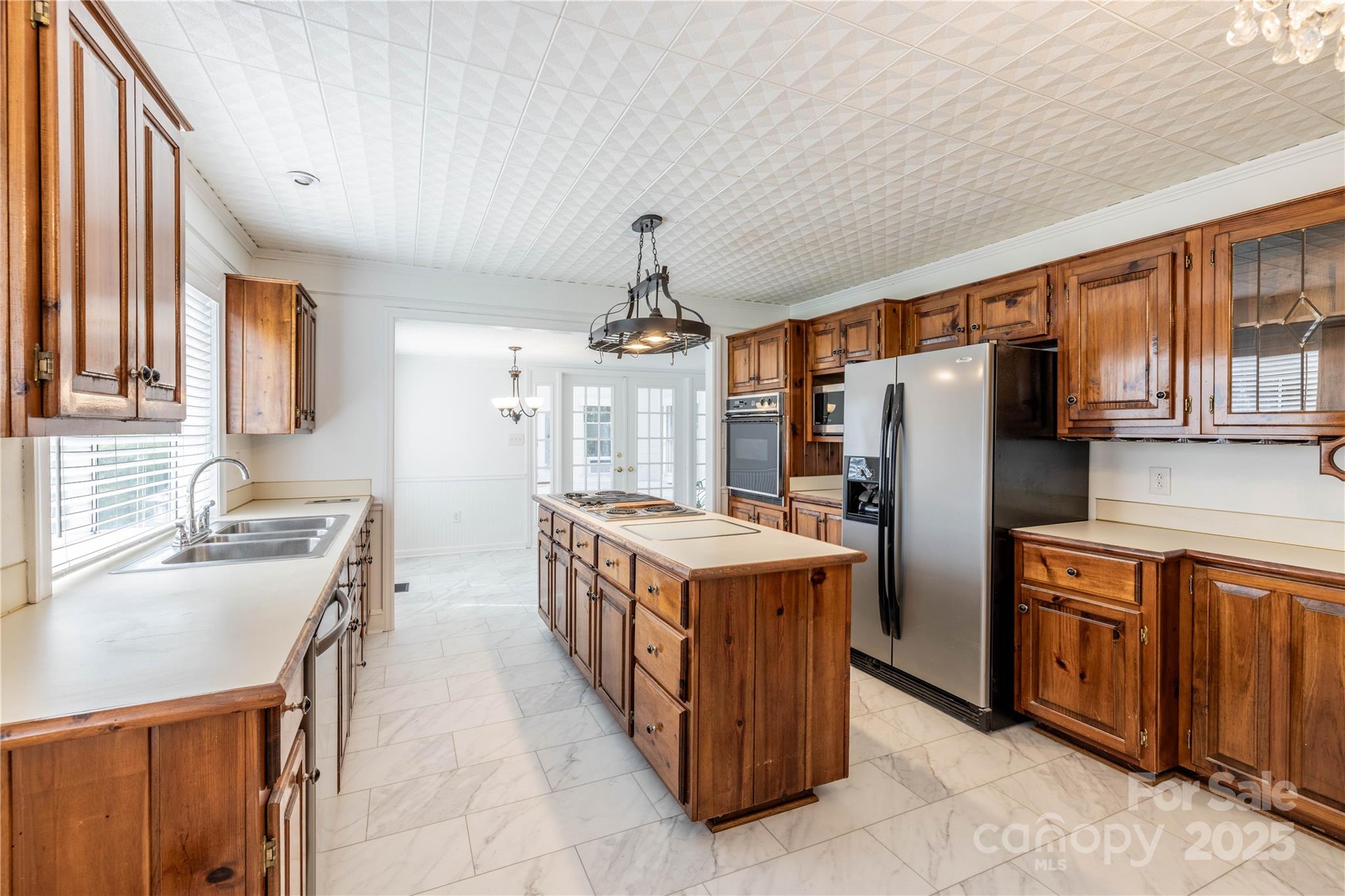 135 Robedo Road
