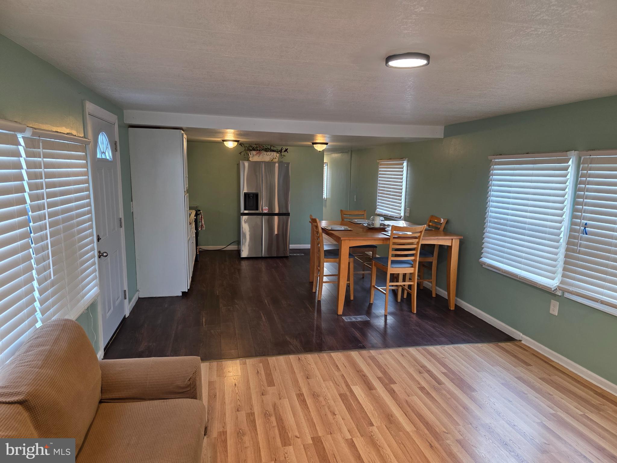 1216 Janet Dr  