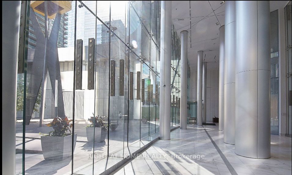 14 York St 708