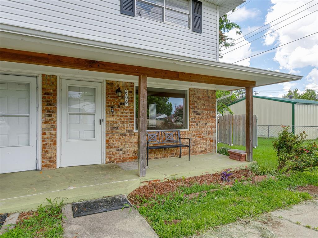 Conveniently located near Downtown Norman and the University of Oklahoma, this well-kept 2-bed, 1-bath half-duplex offers low-maintenance living and a smart, functional layout.The main level features an open living and dining area with no carpet throughout, making the home easy to clean. The unit includes washer, dryer, and refrigerator, providing a true move-in-ready experience.Upstairs, both bedrooms offer comfortable spacing and natural light, with the full bathroom conveniently situated between them. The two-story layout provides privacy and separation between living and sleeping areas—an appealing feature for anyone who values defined spaces.Situated just minutes from Downtown Norman, local dining, shopping, and entertainment, and less than 10 minutes from the University of Oklahoma, this location delivers everyday convenience with quick access to campus, parks, and major roadways.