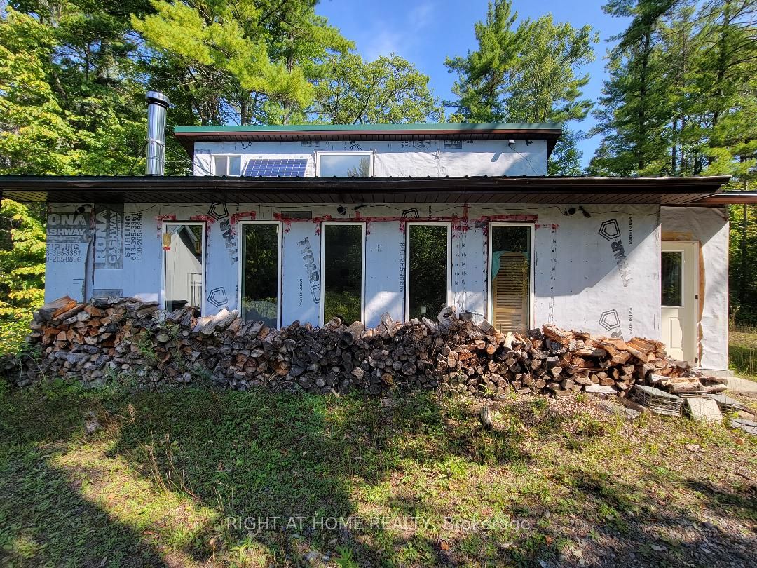 40 Pineview Crt