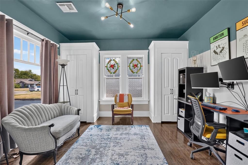 1216 NW 39th Street