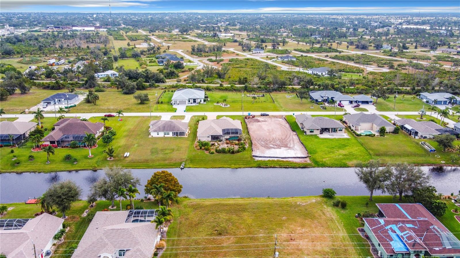 938 Boundary Boulevard